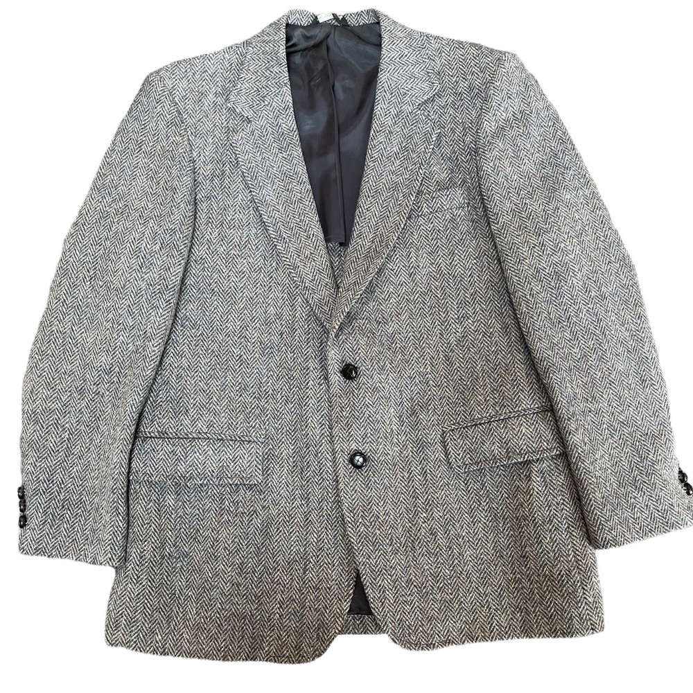 Harris Tweed Dartmouth Handmade Scottish Wool Jacket Gray Herringbone